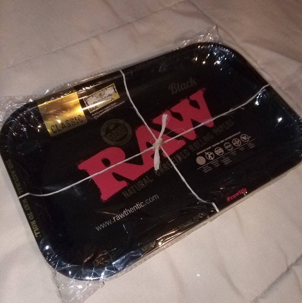 RAW Rolling Papers Black Metal Rolling Tray BRAND NEW 11” x 7” Organic Hemp